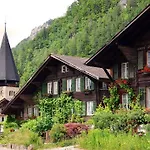 Hotel-restaurant Alpina Inn 3*