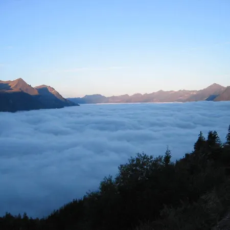 阿尔宾娜餐厅酒店 3*