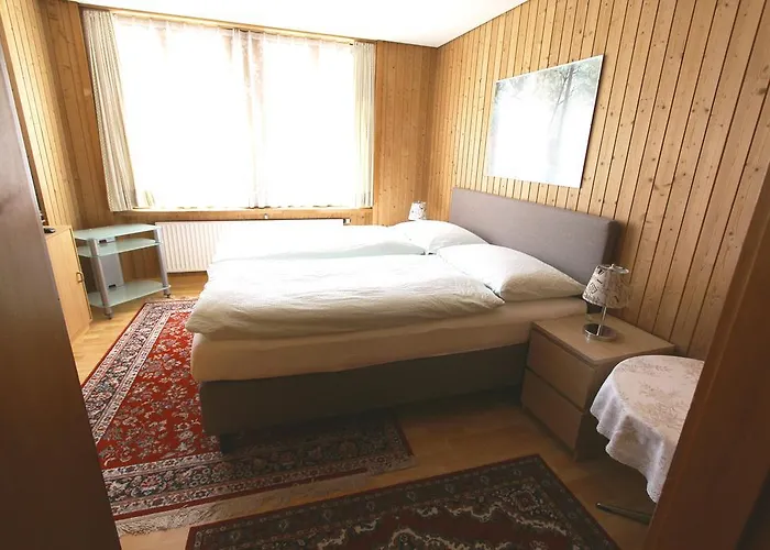 Hotel-restaurant Alpina אורחן